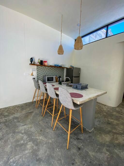 Сasa de vacaciones Modern Casa With Pool 7 Mins From Centro 5min La Plancha Park